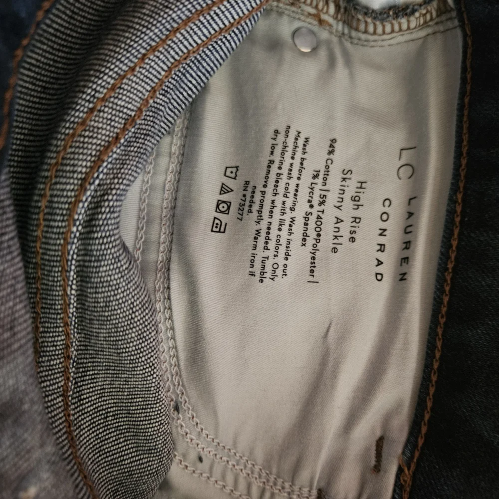 LC Lauren Conrad Dark Blue Ankle Jeans - Picture 2 of 4